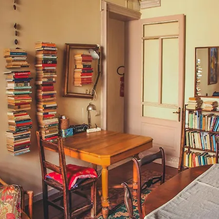 Casa Verdi - House Of Travelers Maison d'hôtes