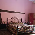 Casa Verdi - House Of Travelers