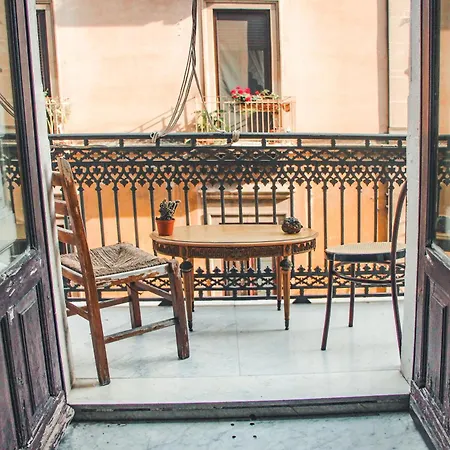 Casa Verdi - House Of Travelers Guest house Catania