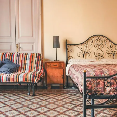 Casa Verdi - House Of Travelers 3* Catania