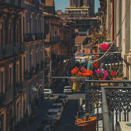 Casa Verdi - House Of Travelers 3* Catania