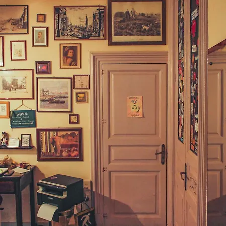 Casa Verdi - House Of Travelers Guest house Catania