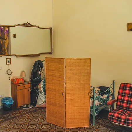 Casa Verdi - House Of Travelers 3*