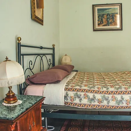 Casa Verdi - House Of Travelers Guest house Catania