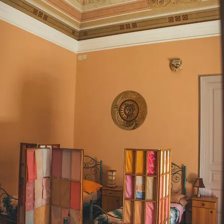 Casa Verdi - House Of Travelers Guest house Catania