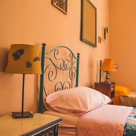 Casa Verdi - House Of Travelers 3* Catania