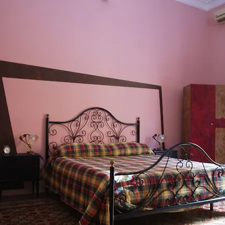 Casa Verdi - House Of Travelers