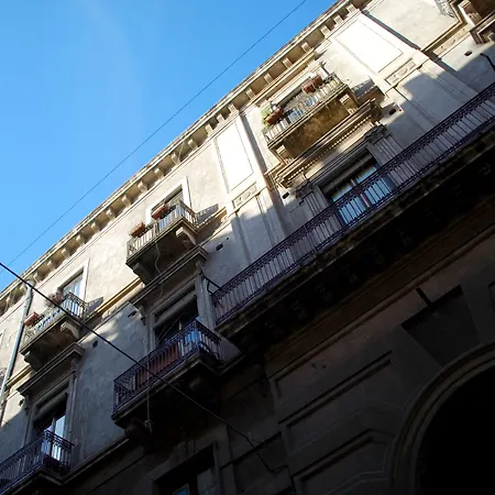 Casa Verdi - House Of Travelers 3*