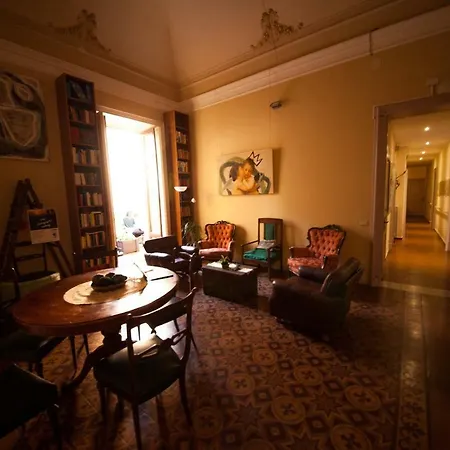Casa Verdi - House Of Travelers Guest house