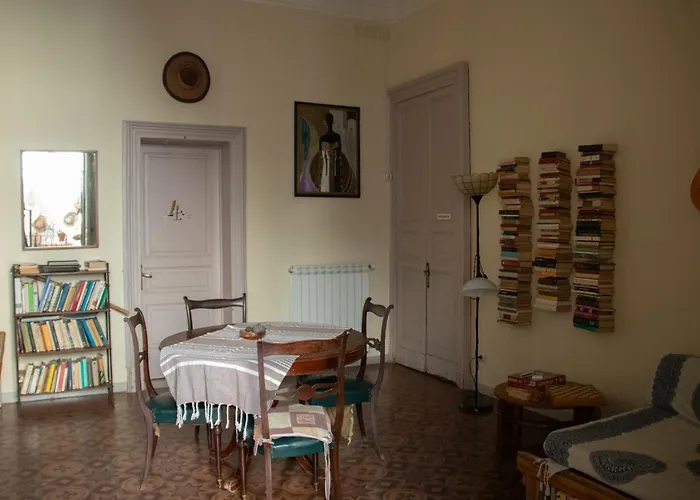 Casa Verdi - House Of Travelers Gasthuis 3*