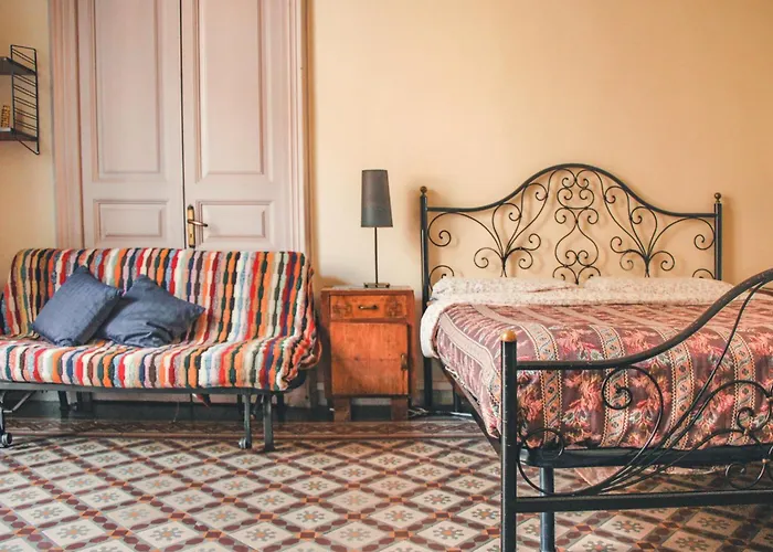 Casa Verdi - House Of Travelers 3* Catánia