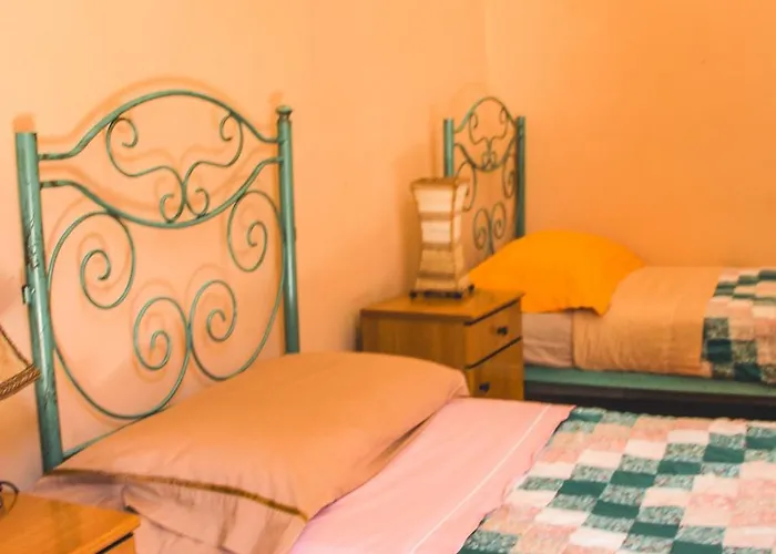 Casa Verdi - House Of Travelers Gasthuis Catánia