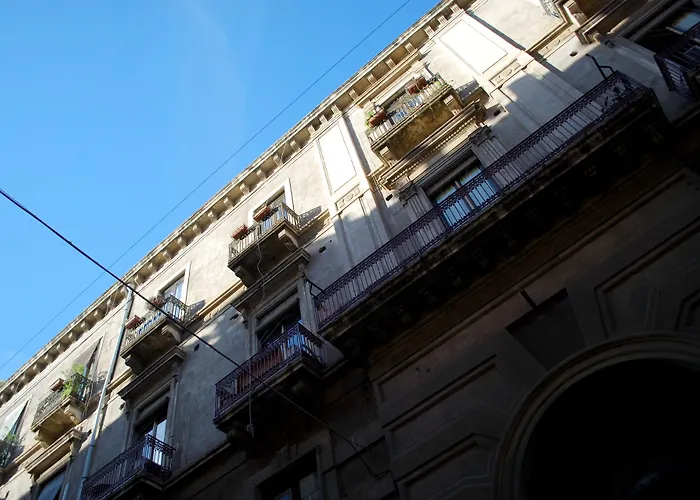 Casa Verdi - House Of Travelers 3*