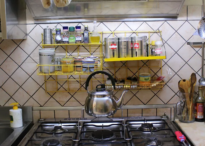 Casa Verdi - House Of Travelers 3*