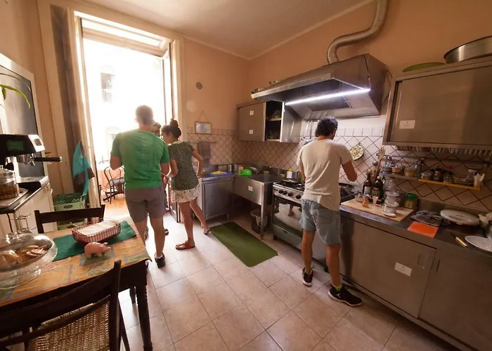 Casa Verdi - House Of Travelers Gasthuis